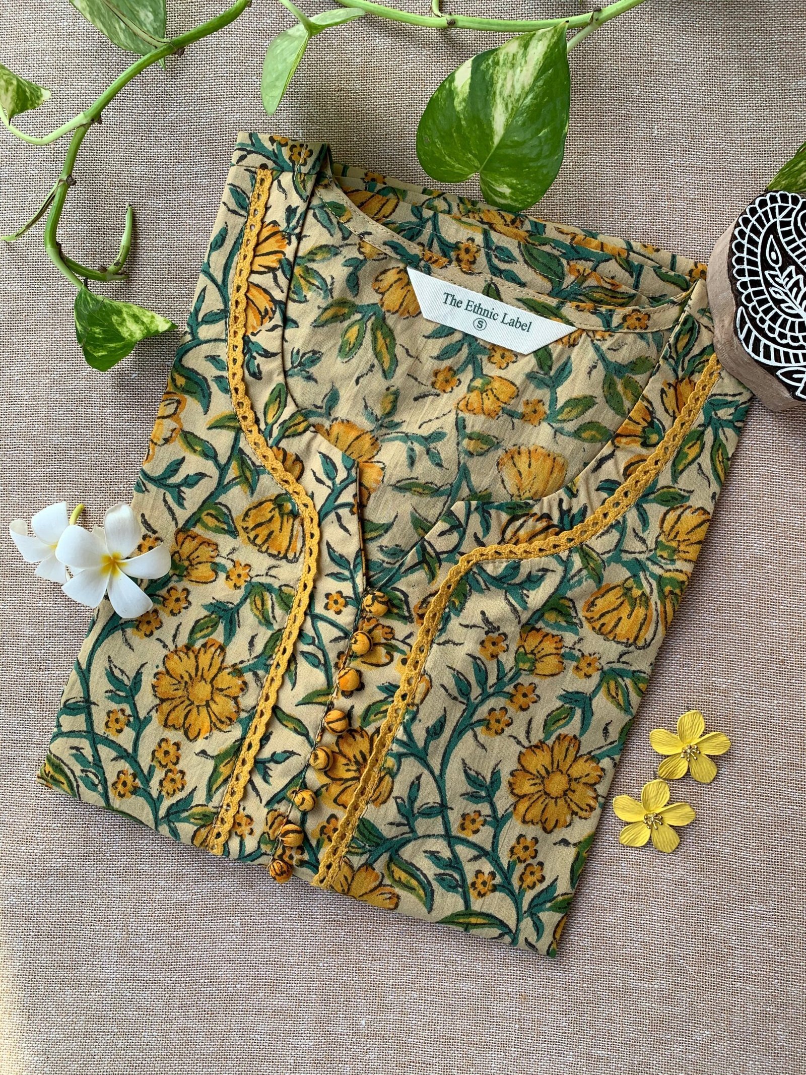 IMG_1827-scaled-1.jpg "Kiran" Hand Block Printed Laced Cotton kurta - Image 1