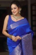 Blue Floral Woven Border Lichi Banarasi Silk Saree - Image 6