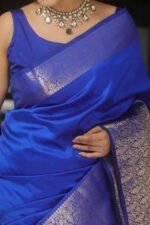 Blue Floral Woven Border Lichi Banarasi Silk Saree - Image 2
