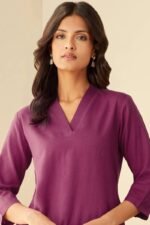 Gulbarg Magenta Kurta - Image 2