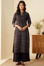 Sehra Rabia Ajrak Kurta