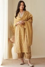 Rosheen Aliyah Sanganeri Kurta - Image 5