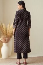 Sehra Nadia Ajrak Kurta - Image 6