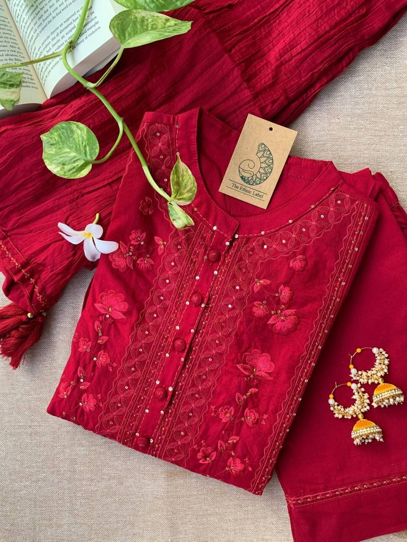 IMG_1176_48b3c9ea-1dcf-4697-9dd4-9bebc897e069-scaled-1.jpg "Ishika" Cotton Kurta Set(3pc) - Image 1
