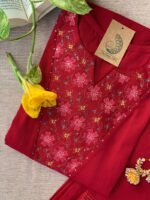 "Mahua" Hand Embroidered Cotton Kurta Set(2pc) - Image 3