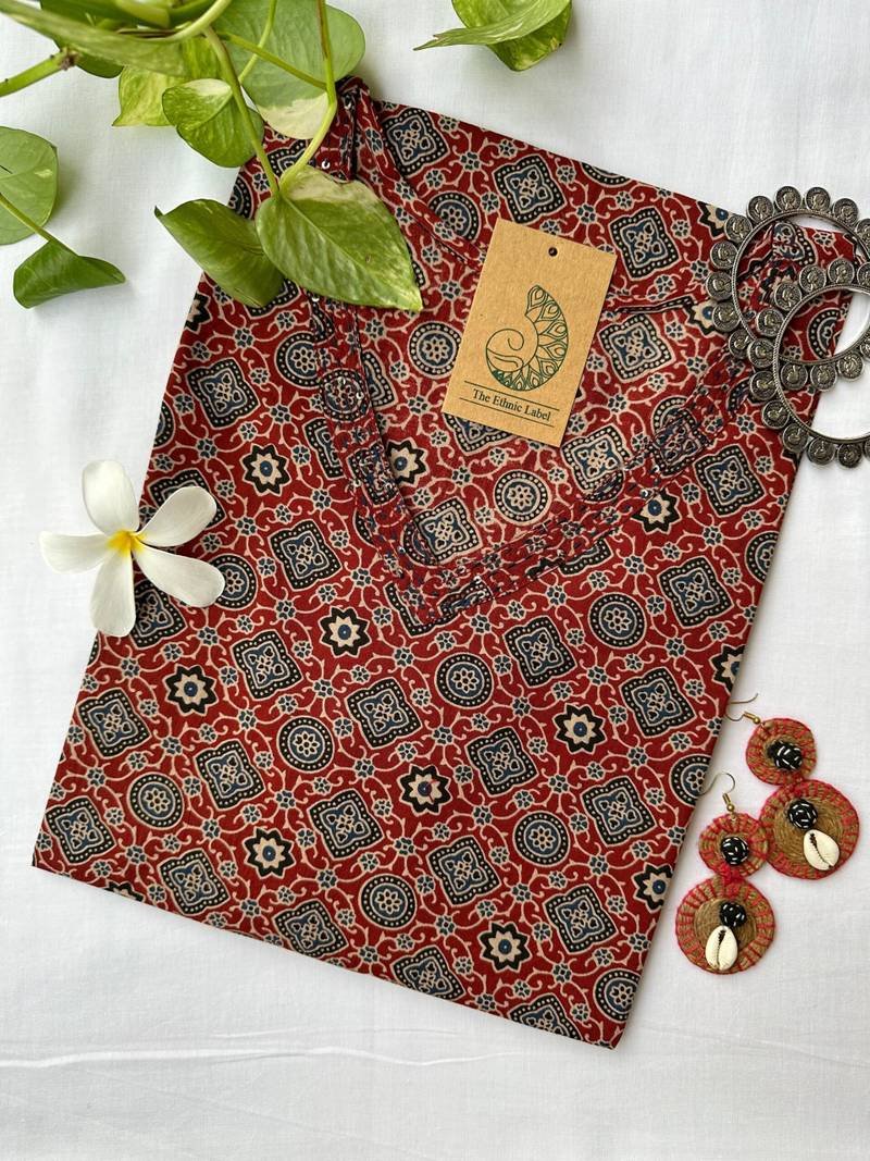 IMG_4771-scaled-1.jpg "Aiza" Ajrakh Hand Block Printed Cotton kurta - Image 1