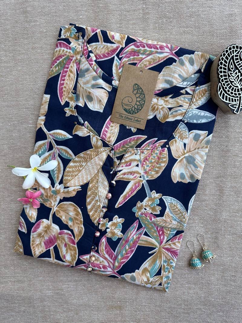 IMG_6724-scaled-1.jpg Aashi Floral Hand Block Printed Cotton kurta - Image 1