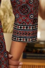Sehra Sareen Ajrak Kurta - Image 4